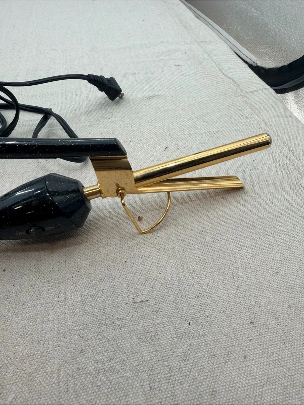 Gold Barrel Curling Wand with Black Handle - Professional Styling Tool